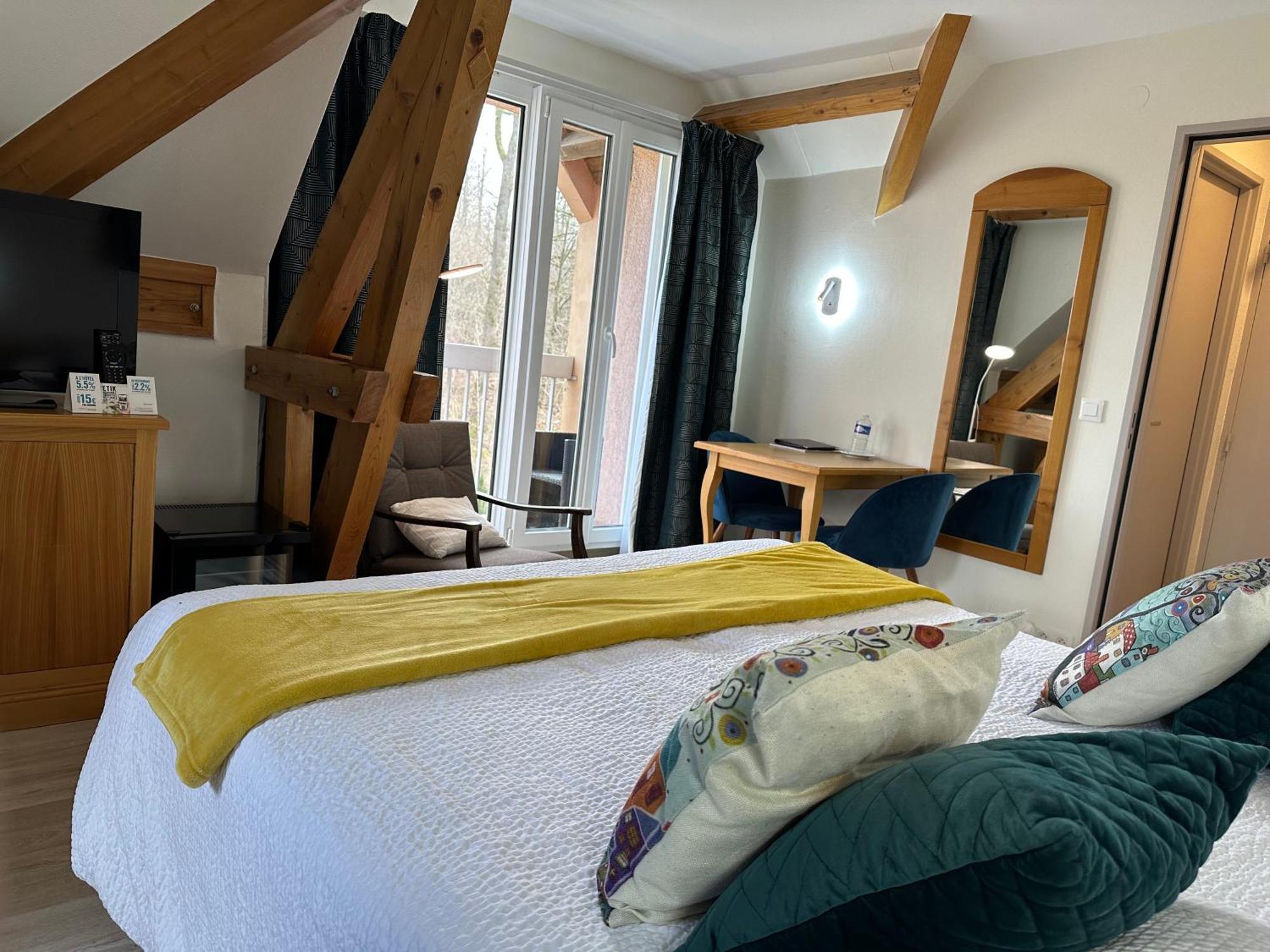 Logis Hotel Notre-Dame - Restaurant Ouvert Midi Et Soir Sauf Dimanche Soir Danne-et-Quatre-Vents Εξωτερικό φωτογραφία