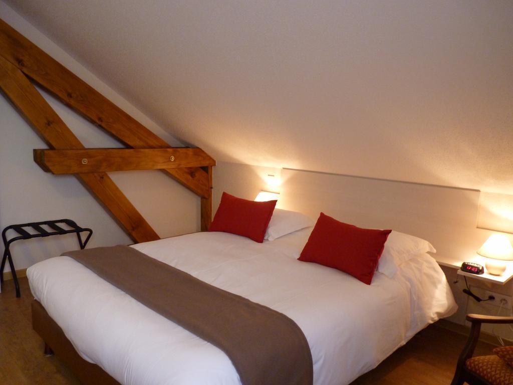 Logis Hotel Notre-Dame - Restaurant Ouvert Midi Et Soir Sauf Dimanche Soir Danne-et-Quatre-Vents Εξωτερικό φωτογραφία