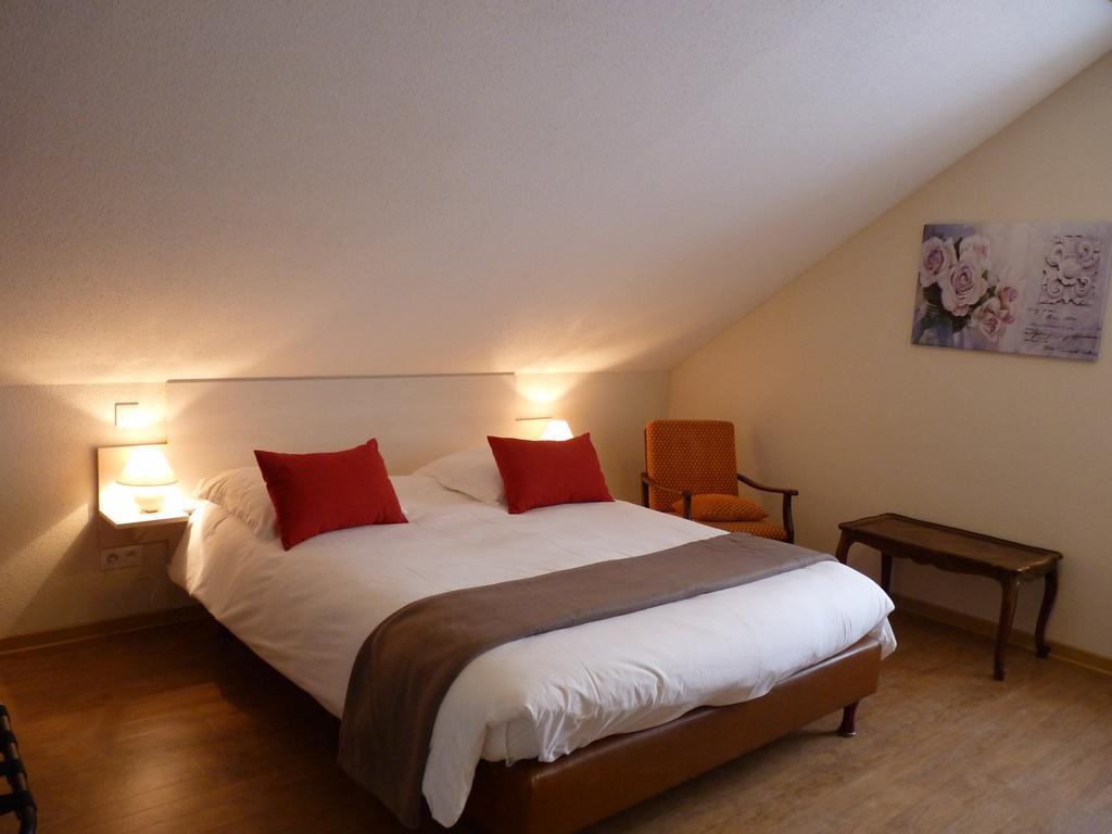 Logis Hotel Notre-Dame - Restaurant Ouvert Midi Et Soir Sauf Dimanche Soir Danne-et-Quatre-Vents Εξωτερικό φωτογραφία